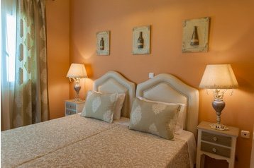 Greece Privát Kremmydi, Exterior